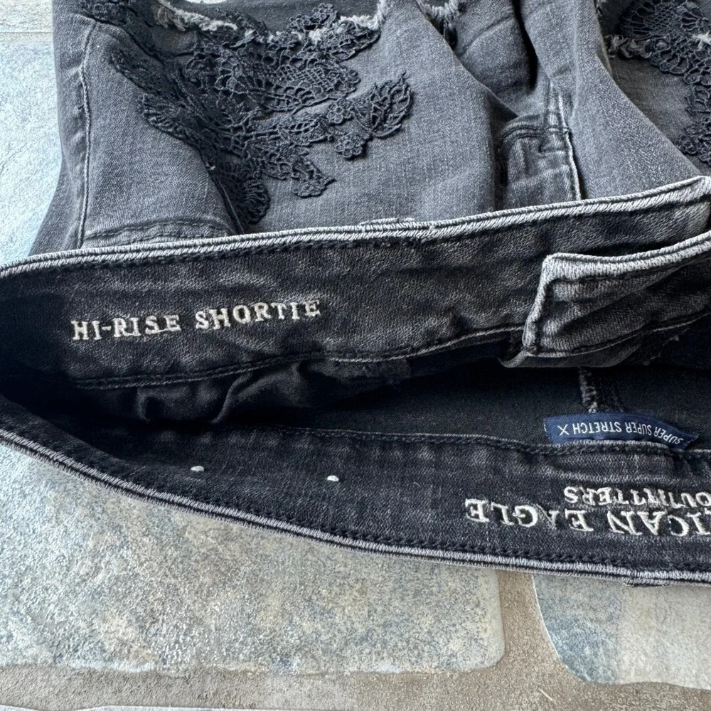Y2K American Eagle Hi-Rise Shortie Shorts 12 Lace Appliqué Super Stretch X‎